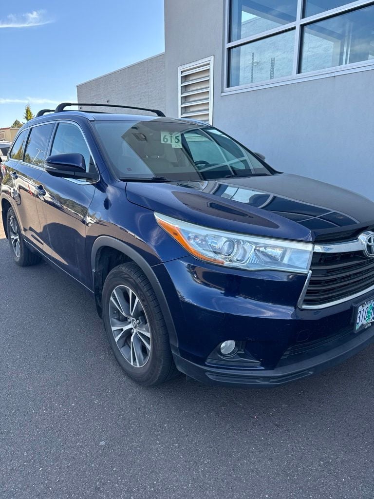 2016 Toyota Highlander XLE V6