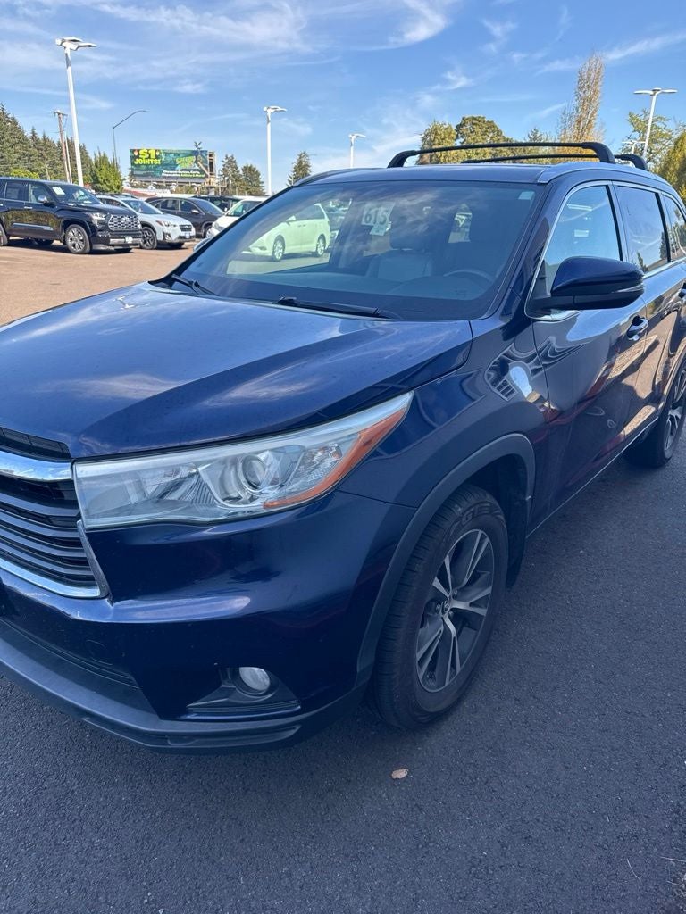 2016 Toyota Highlander XLE V6