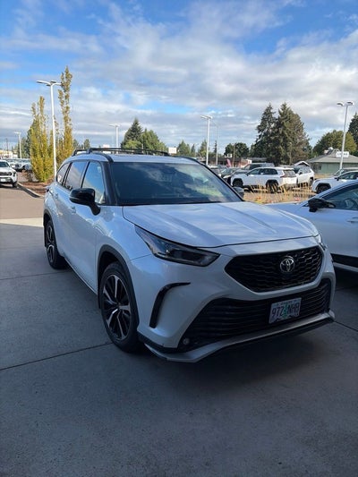 2022 Toyota Highlander XSE