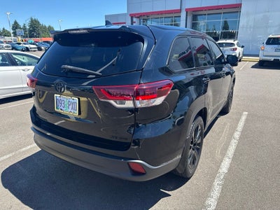 2019 Toyota Highlander SE