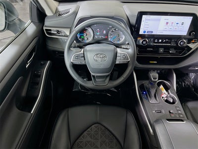 2024 Toyota Highlander Hybrid XLE
