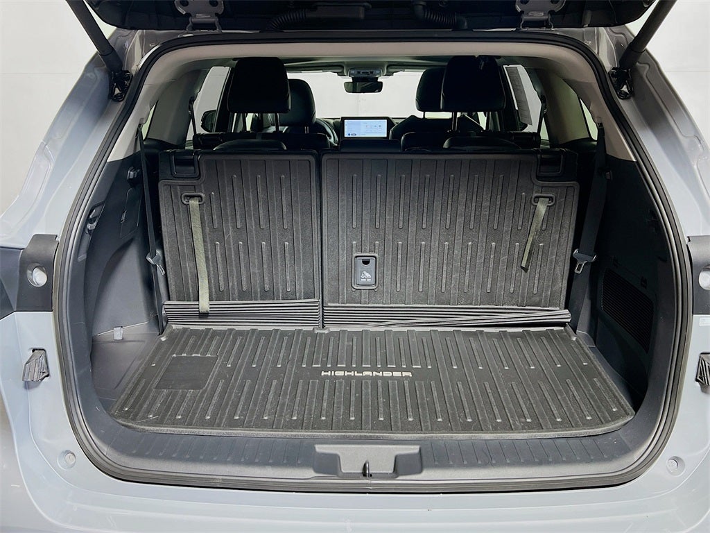 2024 Toyota Highlander Hybrid XLE