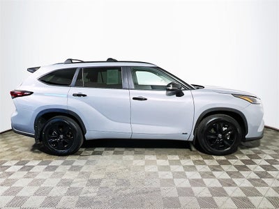 2024 Toyota Highlander Hybrid XLE