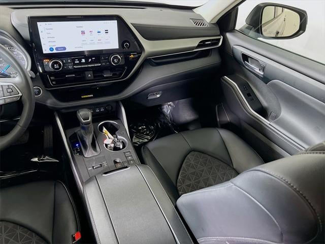 2024 Toyota Highlander Hybrid XLE