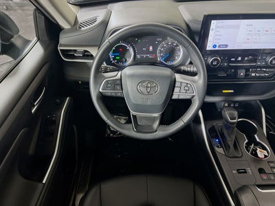 2024 Toyota Highlander Hybrid XLE
