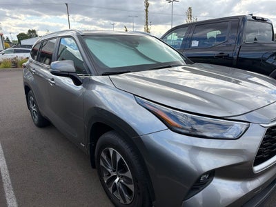 2026 Toyota Highlander Hybrid XLE