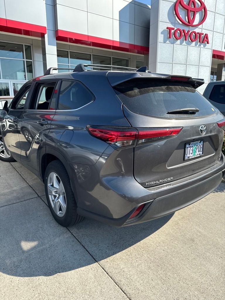 2023 Toyota Highlander LE