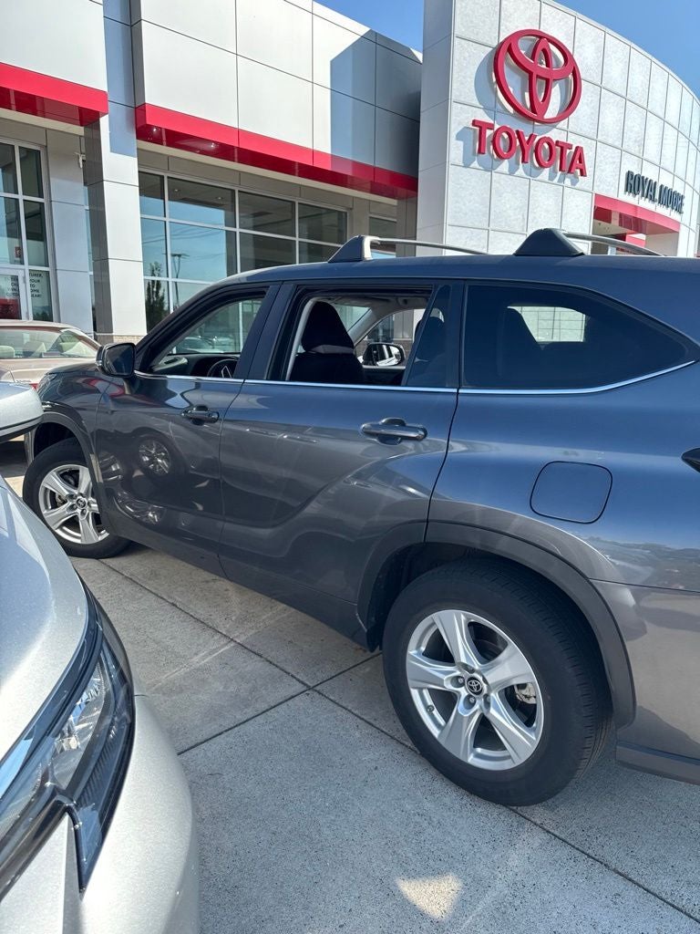 2023 Toyota Highlander LE