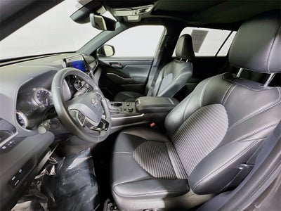 2024 Toyota Highlander XSE