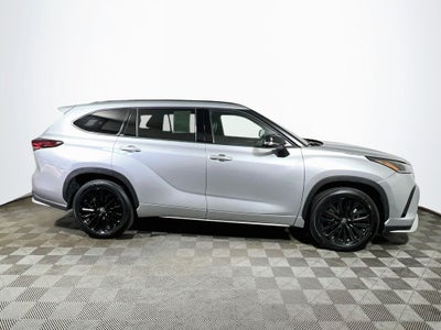 2025 Toyota Highlander XSE