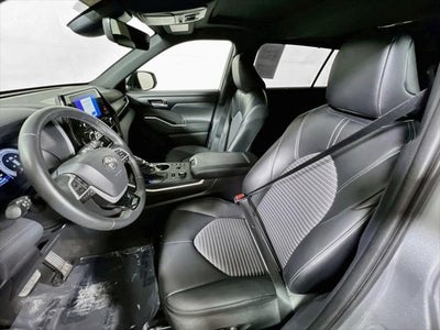 2025 Toyota Highlander XSE