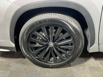 2025 Toyota Highlander XSE