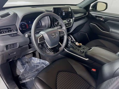 2025 Toyota Highlander XSE