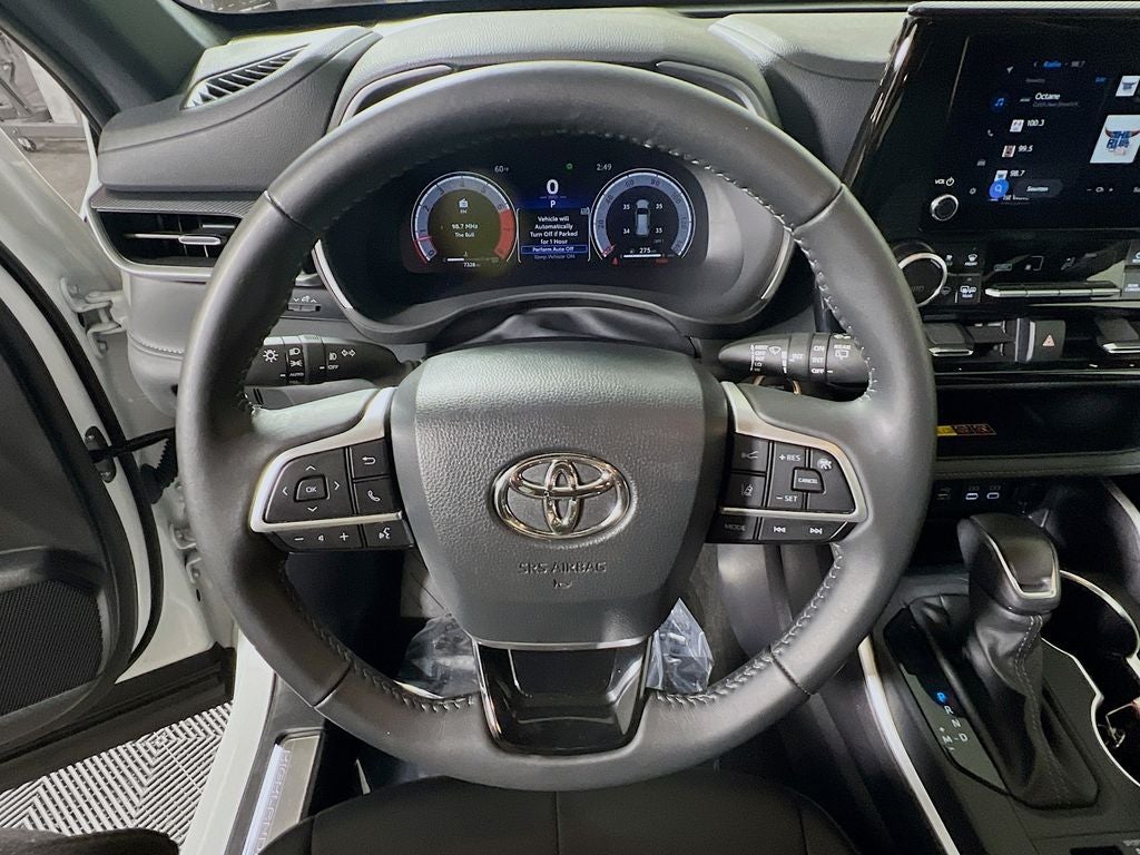 2025 Toyota Highlander XSE