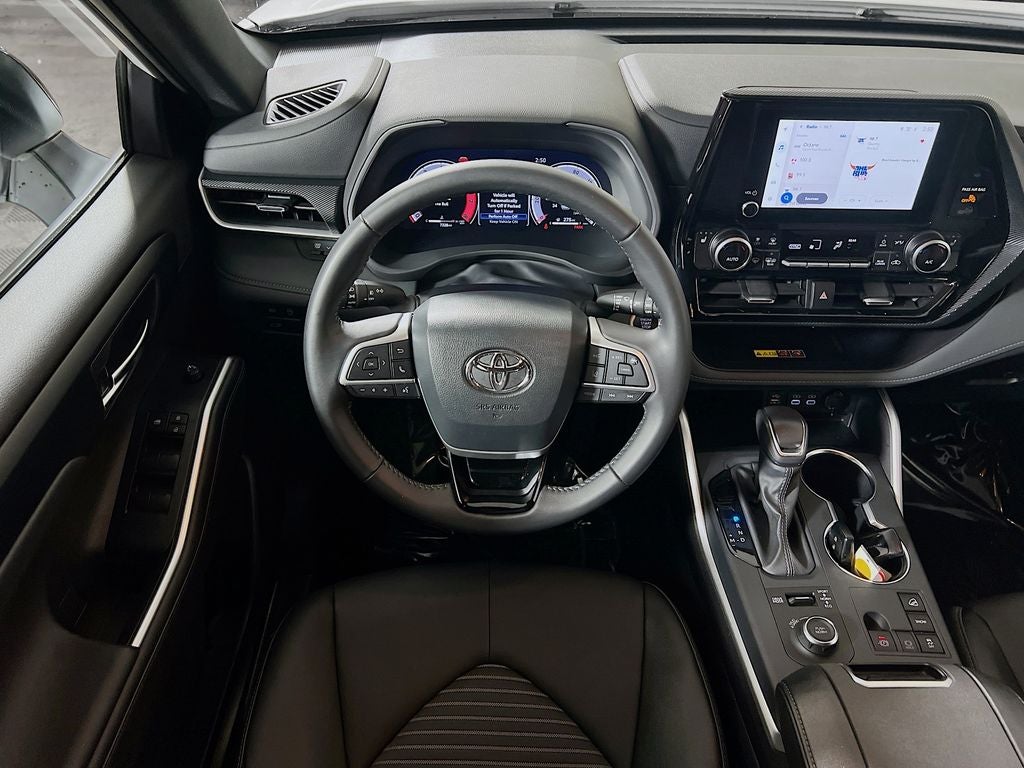 2025 Toyota Highlander XSE