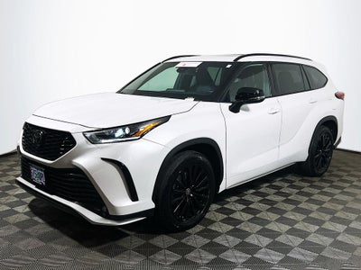 2025 Toyota Highlander XSE