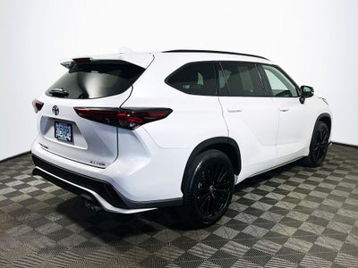 2025 Toyota Highlander XSE