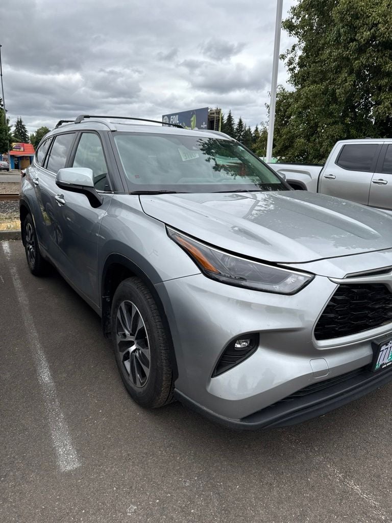 2024 Toyota Highlander XLE