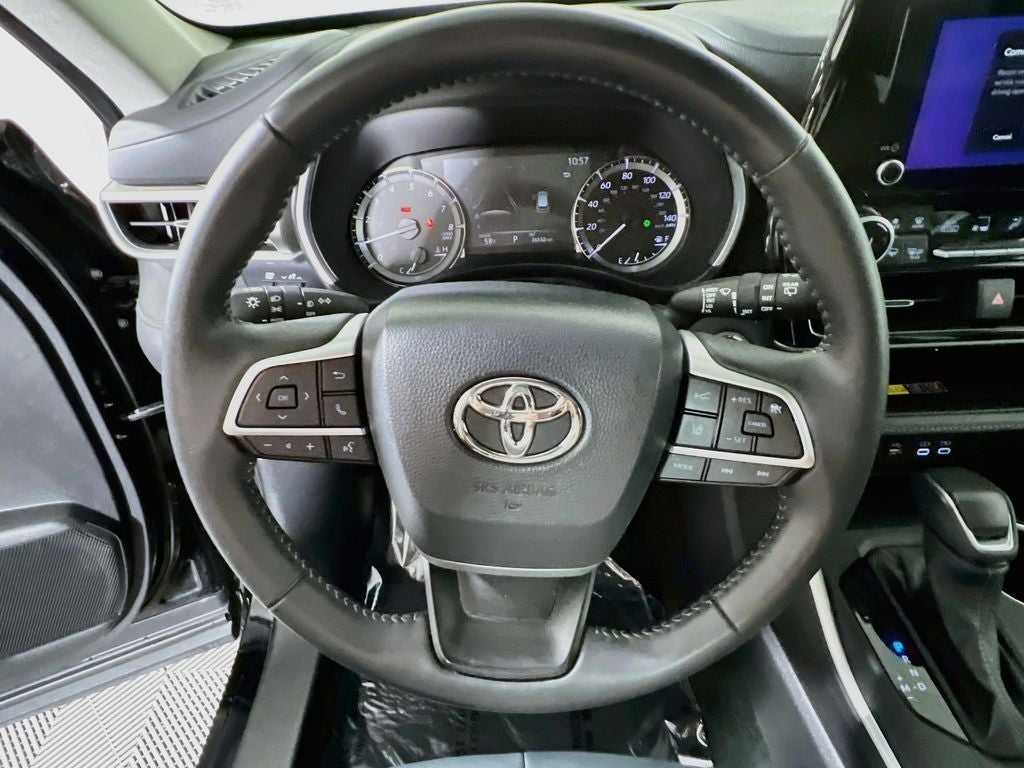 2025 Toyota Highlander XLE
