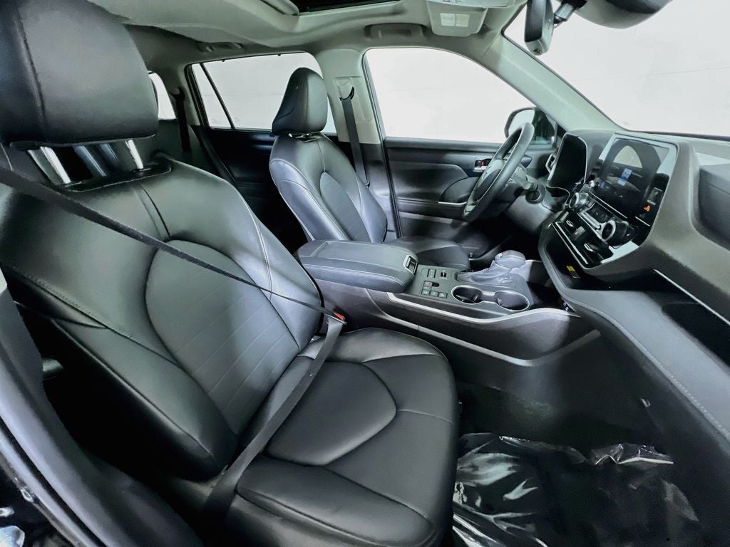 2025 Toyota Highlander XLE