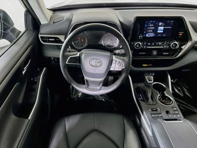 2025 Toyota Highlander XLE