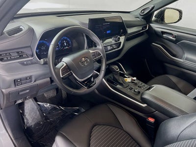2025 Toyota Highlander XSE