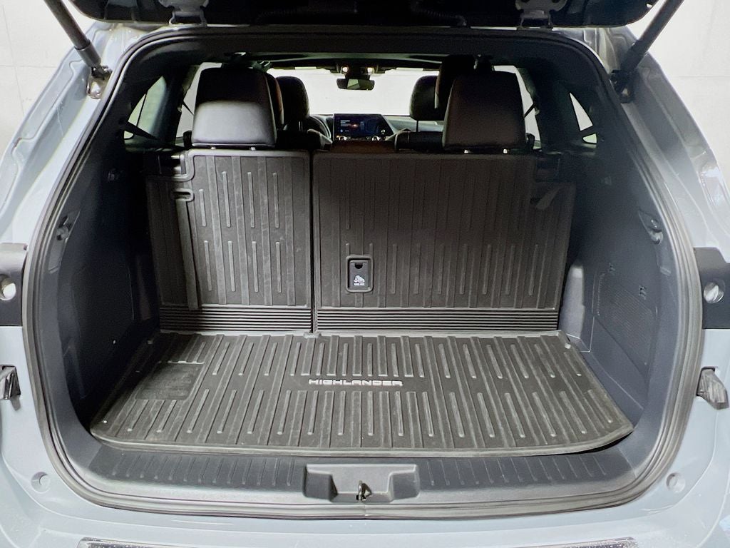 2025 Toyota Highlander XSE