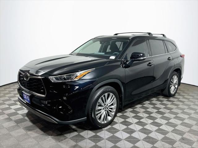 2023 Toyota Highlander Platinum