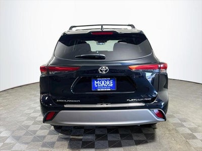 2023 Toyota Highlander Platinum