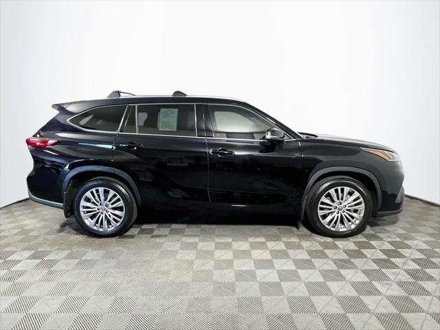 2023 Toyota Highlander Platinum