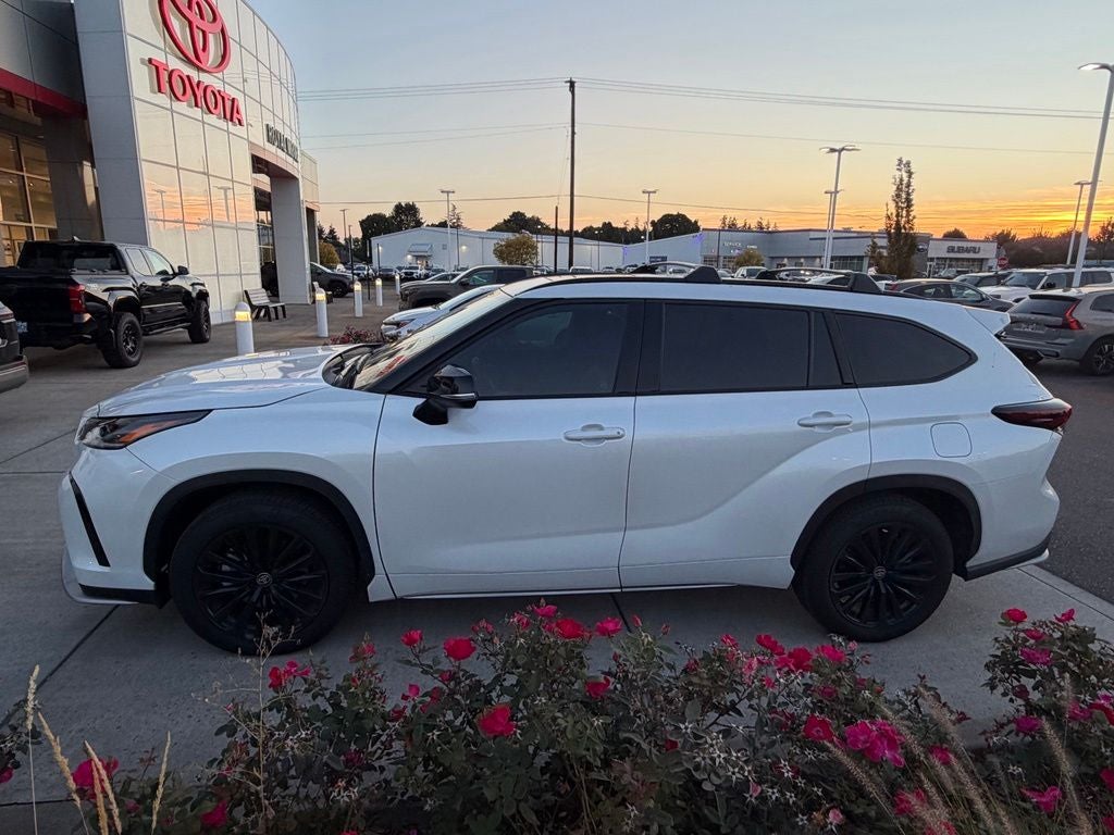 2026 Toyota Highlander XSE