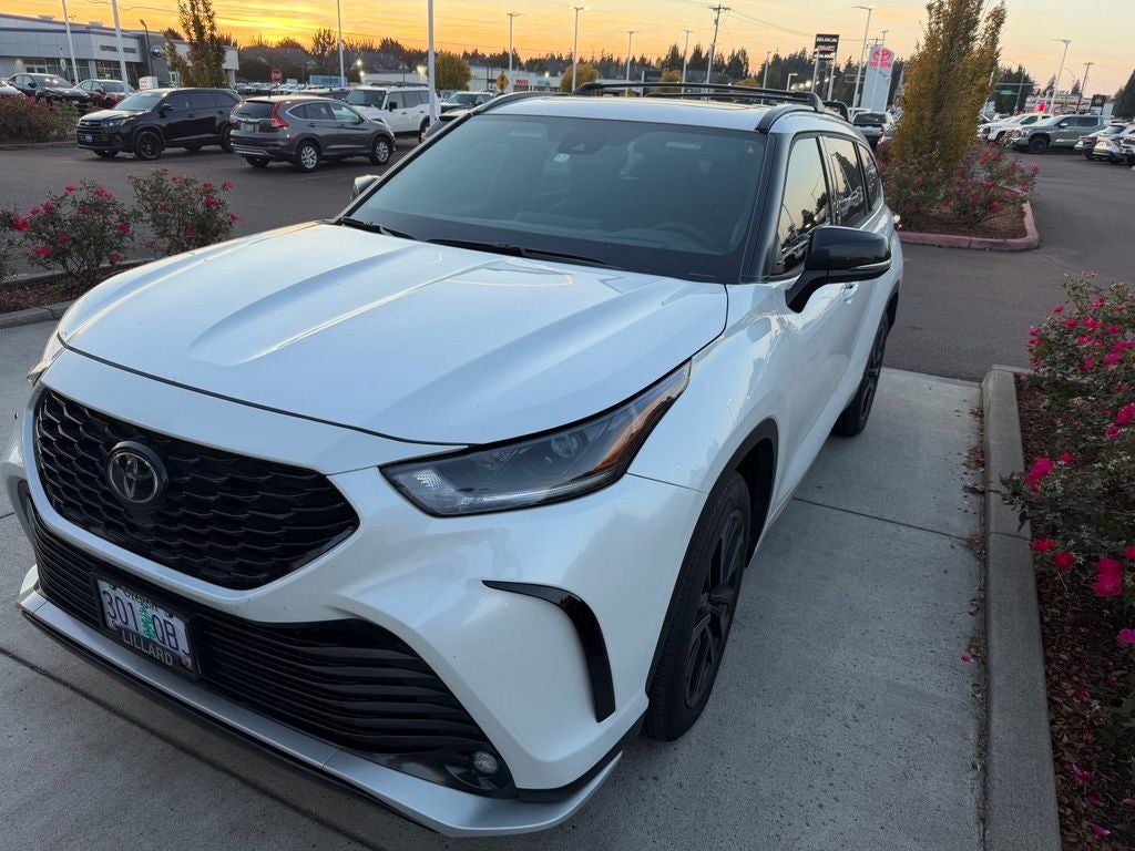 2026 Toyota Highlander XSE