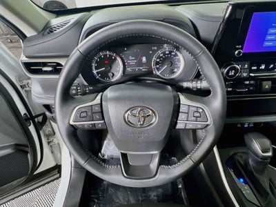 2025 Toyota Highlander LE