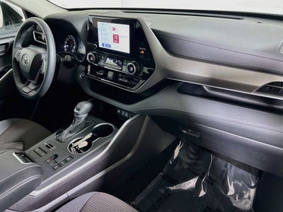2025 Toyota Highlander LE