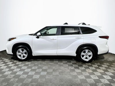 2025 Toyota Highlander LE