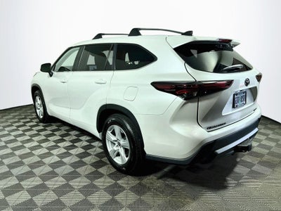 2025 Toyota Highlander LE