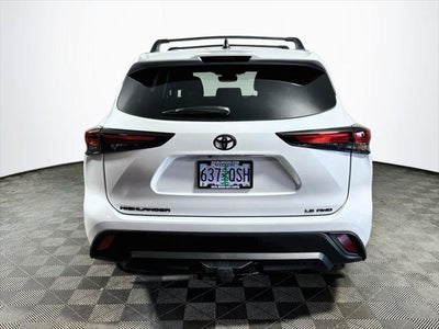 2025 Toyota Highlander LE