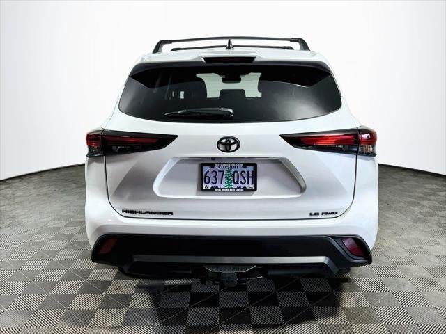2025 Toyota Highlander LE