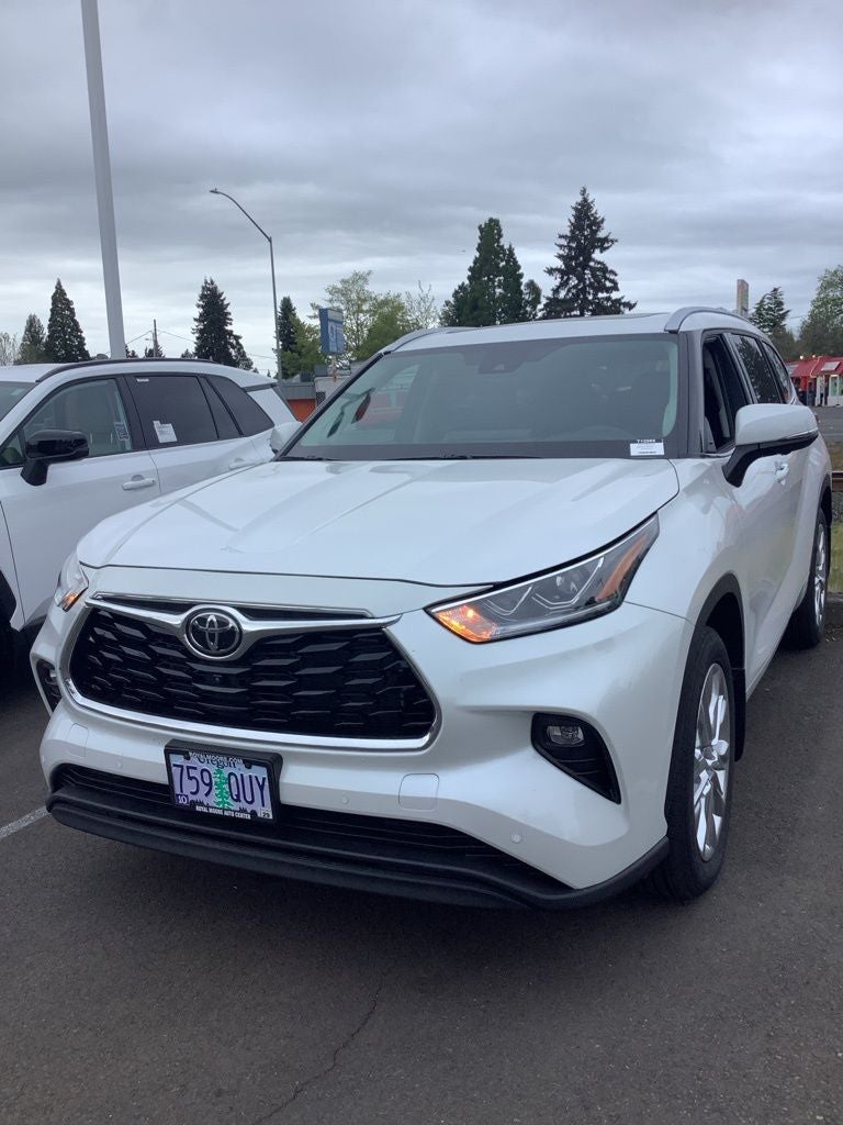 2025 Toyota Highlander Limited