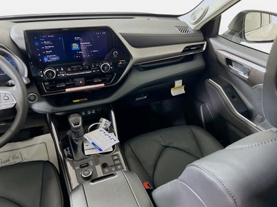 2025 Toyota Highlander Limited