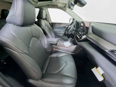 2025 Toyota Highlander Limited