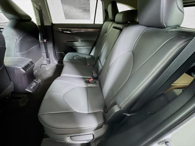 2025 Toyota Highlander Limited