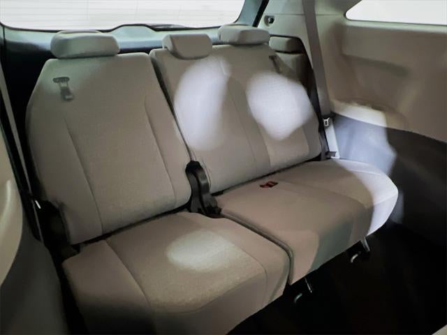 2024 Toyota Sienna LE 8 Passenger