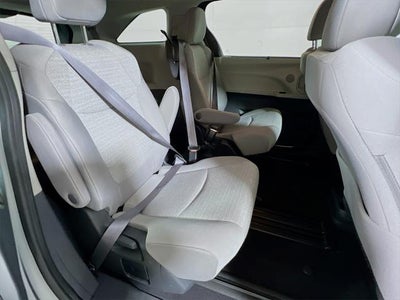 2024 Toyota Sienna LE 8 Passenger