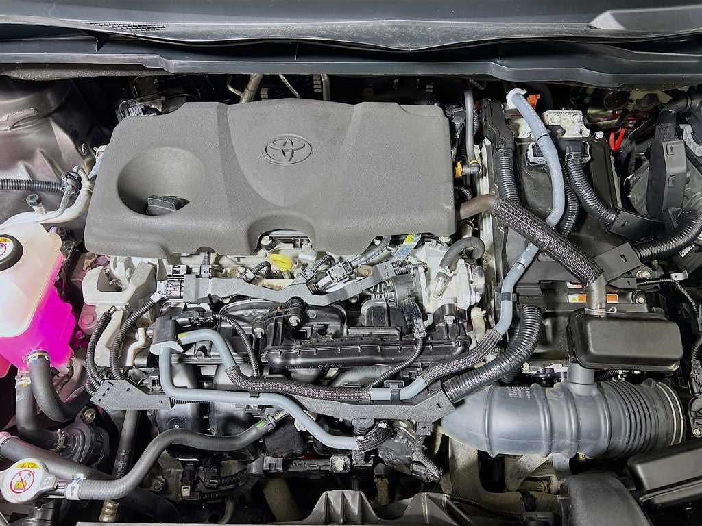 2023 Toyota Sienna LE 8 Passenger