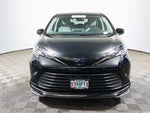 2022 Toyota Sienna LE 8 Passenger