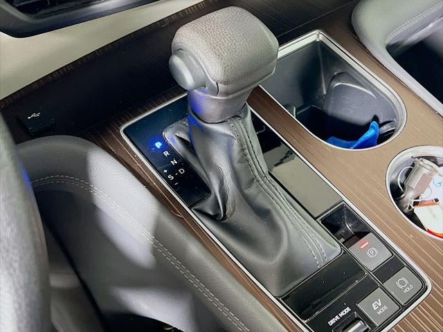 2022 Toyota Sienna LE 8 Passenger