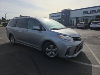 2018 Toyota Sienna LE 8 Passenger