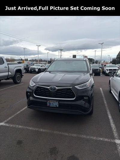 2022 Toyota Highlander Hybrid Limited