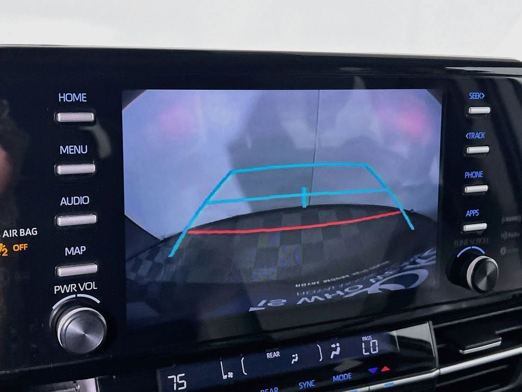 2024 Toyota Sienna XLE 8 Passenger